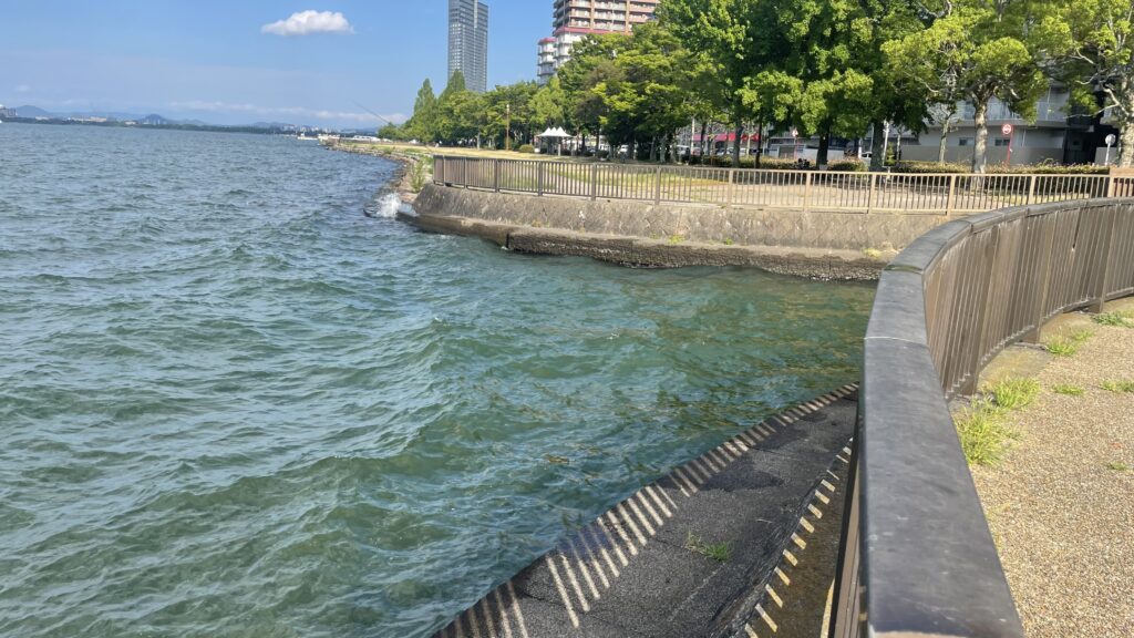 諸子川河口